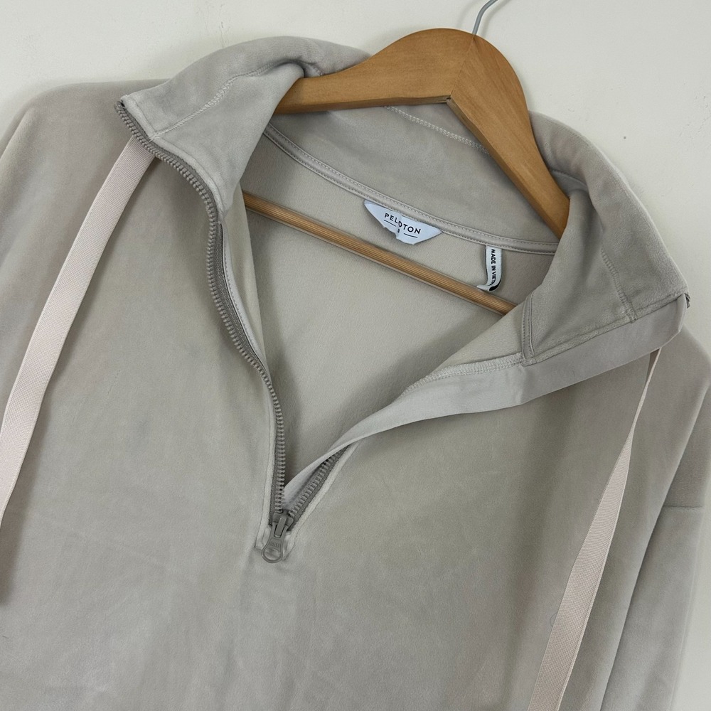 Peloton Cropped Sweatshirt Beige Velour Velvet Stretch 1/4 Zip Pullover Womens S